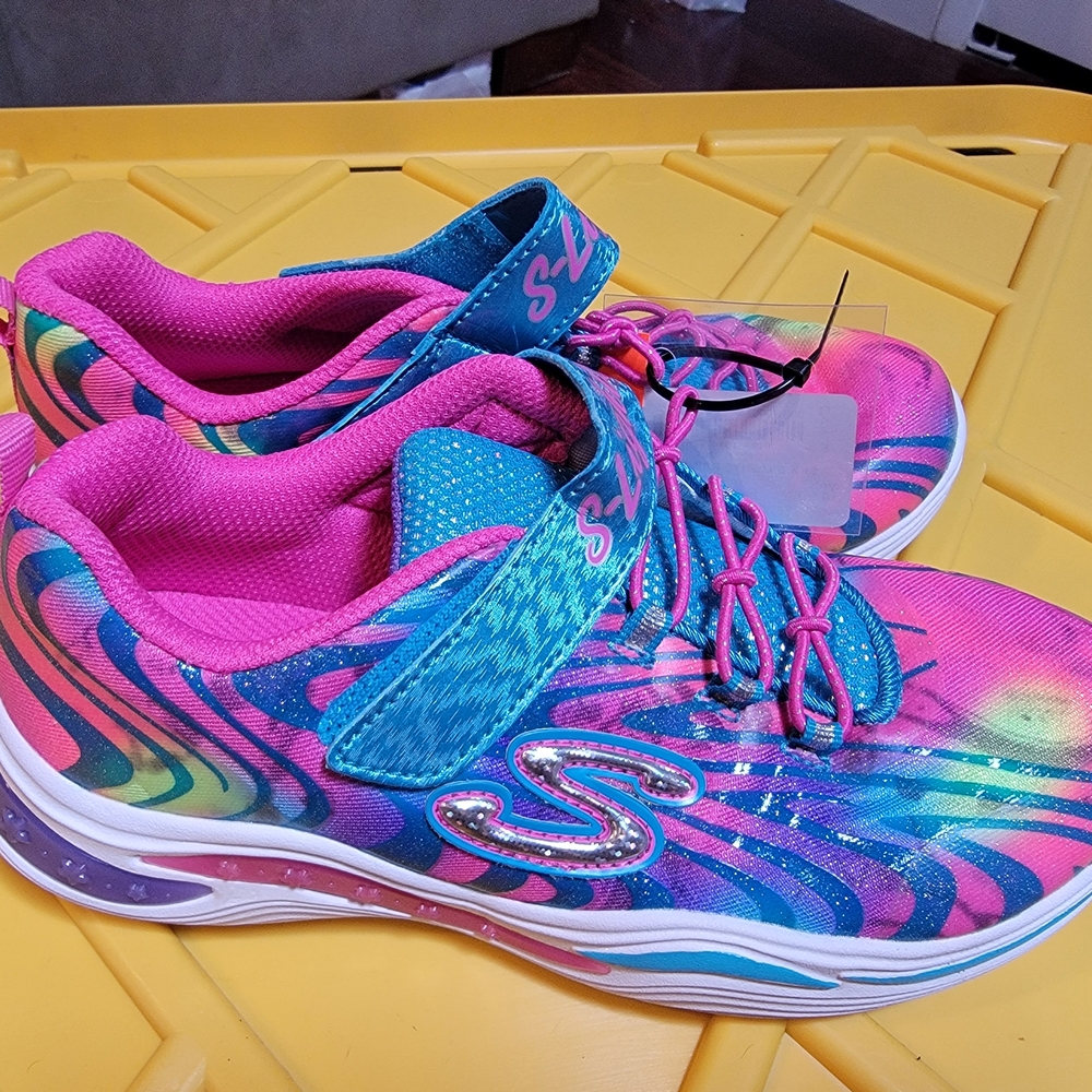 Skechers Girls' Multicolor Athletic Shoes